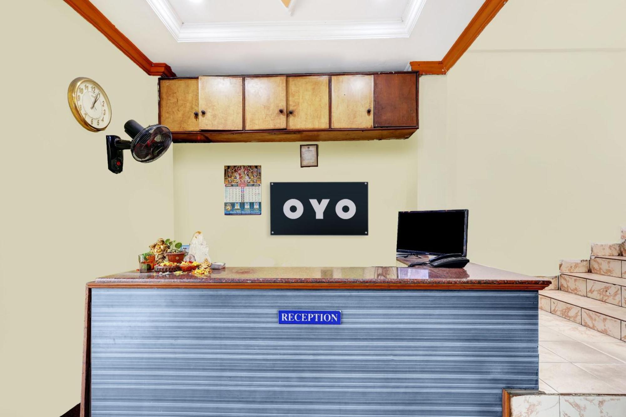 Hotel O Gangothri Lodge Вишакхапатнам Экстерьер фото